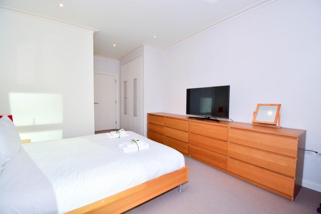 Canary Wharf - Corporate River View Apartments London Exterior photo